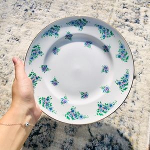 Vintage Royal Victoria Fine Bone China Plate